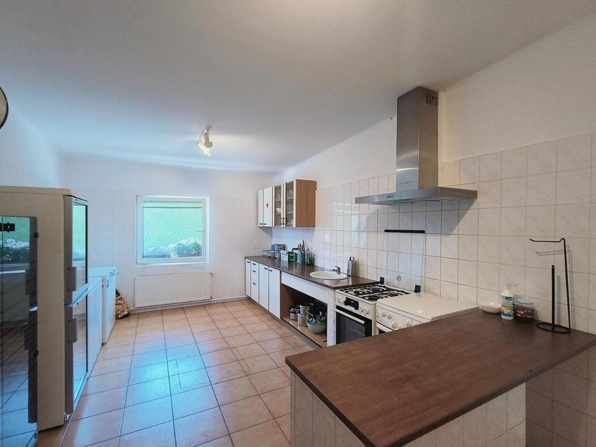 Cozy Room With Garden In Bratislava Bagian luar foto